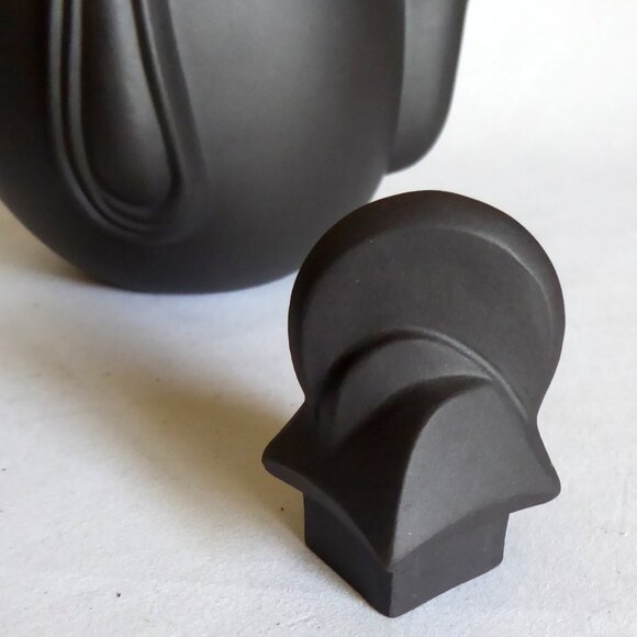 VINTAGE NEW TRADITIONAL CHINESE YIXING ZISHA FLOWER BUD HANDMADE CLAY TEAPOT SET - Picture 7 of 15